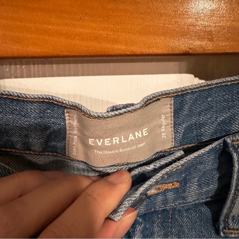 light wash everlane bootcut jeans - Picture 3 of 5